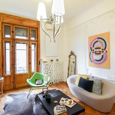 Vintage Elegance, Modern Comfort: 1Br Apartment Overlooking Calea Victoriei Bucharest Exterior photo
